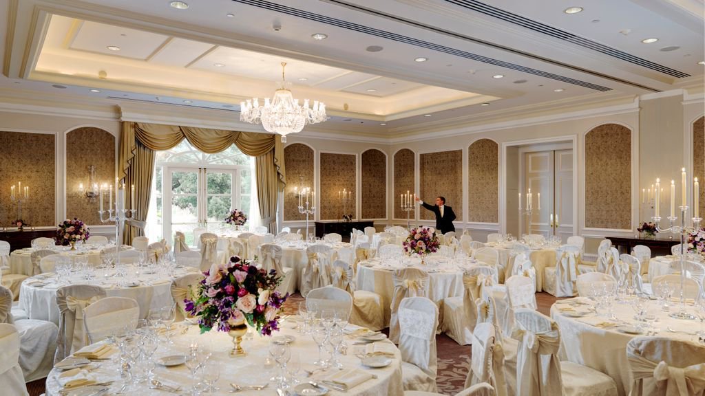 InterConDublin's tweet photo. Don't forget to come visit us at The Bride of the Year Show today on Stand D8 in the RDS Ballsbridge or call us on 01 665 4000 to arrange an appointment with our Wedding Experts. #BOTYS
https://t.co/vw1c2MeVRG https://t.co/hF5S589PtN
