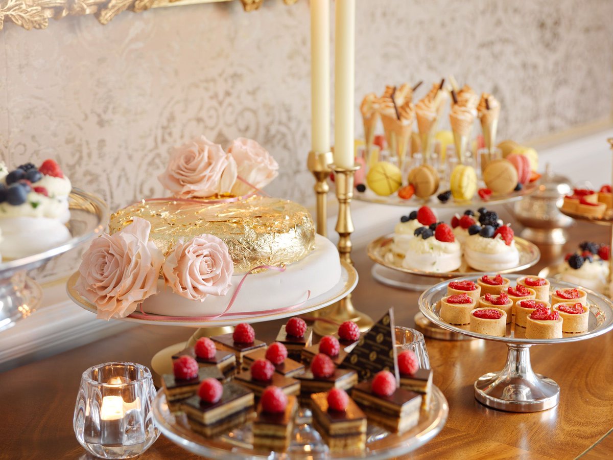 InterConDublin's tweet photo. Don't forget to come visit us at The Bride of the Year Show today on Stand D8 in the RDS Ballsbridge or call us on 01 665 4000 to arrange an appointment with our Wedding Experts. #BOTYS
https://t.co/vw1c2MeVRG https://t.co/hF5S589PtN