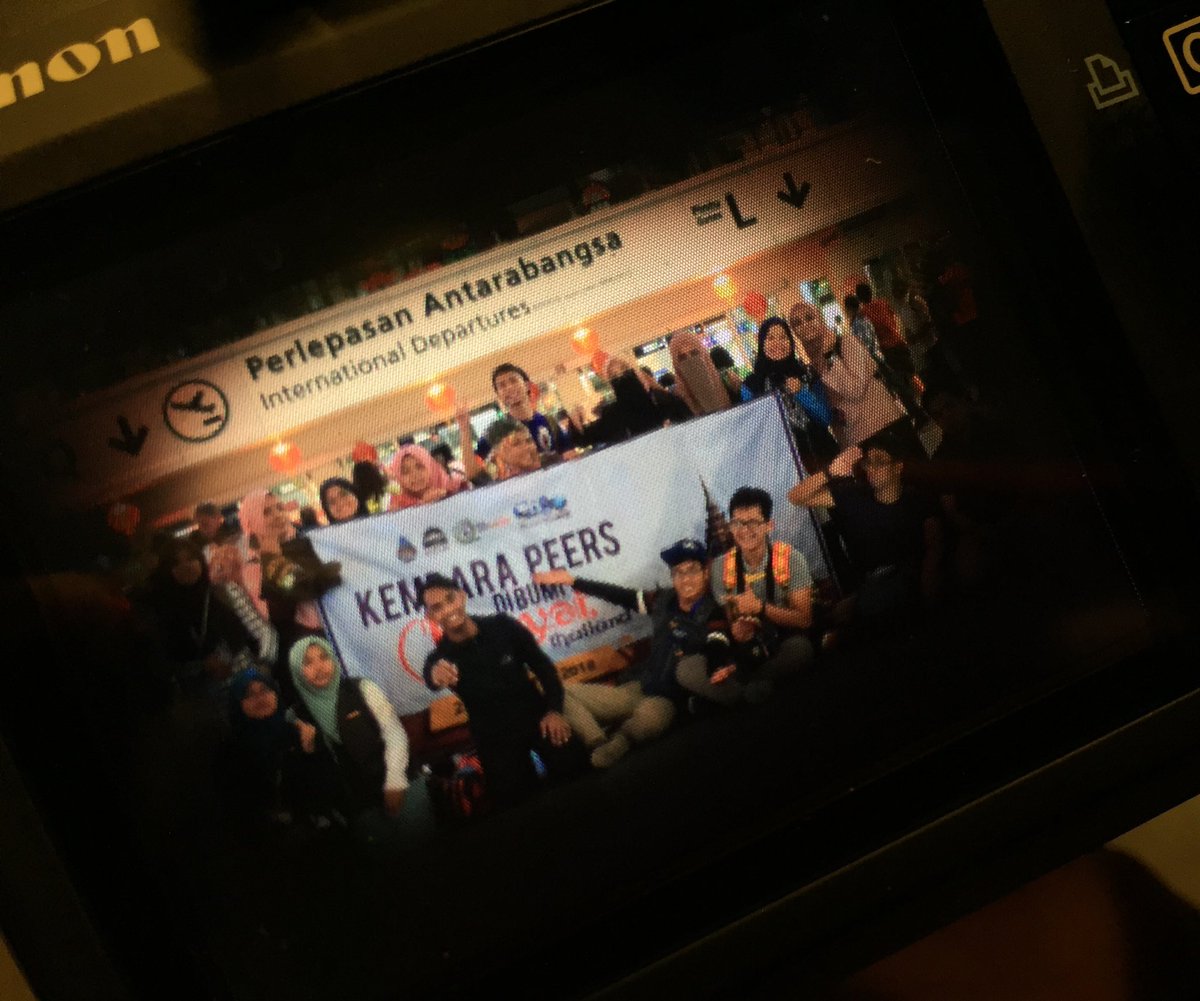 pru_usim's tweet image. Kembara Peers di Bumi Hat Yai. Life is a journey not a destination. Doakan semoga urusan kami di sana dipermudahkan.

#GisoHatyai
#kembarapeersdibumihatyai 
#keepspreadingpositivevibes 
#KeepTrying
#NeverGiveUp