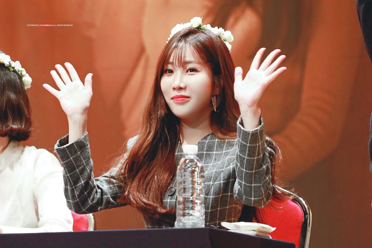 180128 다비치 팬사인회
#다비치 #Davichi #강민경 #이해리