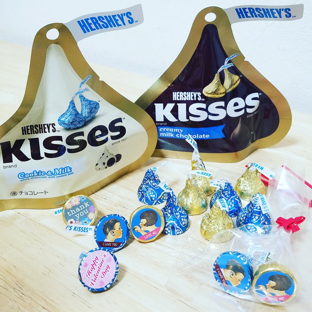 りんごちゃん Twitter પર Hersheys キスチョコバレンタイン 大好きなhersheys キスチョコ 形も可愛いしバレンタイン用にシールで可愛くデコってラッピング シールはホームページからダウンロード みんなに配ったら喜ばれるなぁ キスチョコシール りんごちゃん Twitter પર Hersheys キスチョコバレンタイン 大好きなhersheys キスチョコ 形も可愛いしバレンタイン用にシールで可愛くデコってラッピング シールはホームページからダウンロード みんなに配ったら喜ばれるなぁ キスチョコシール