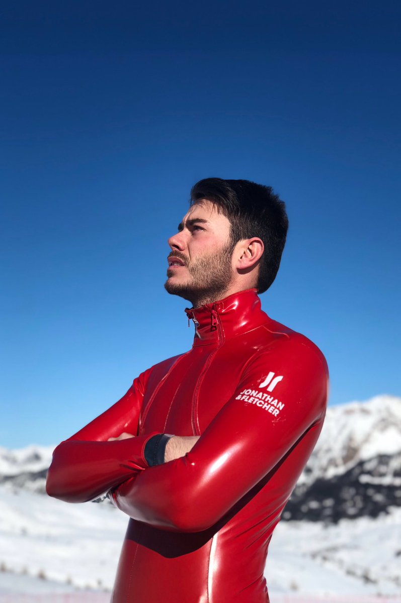 Reprise de l'entraînement après 10 mois d'attente ⚡️. Pas de douleur, il y a du travail mais le feeling est bon 😁🤘🏻@VarsKL2018 <a href="/FisSpeed/">FIS Speed Ski</a>