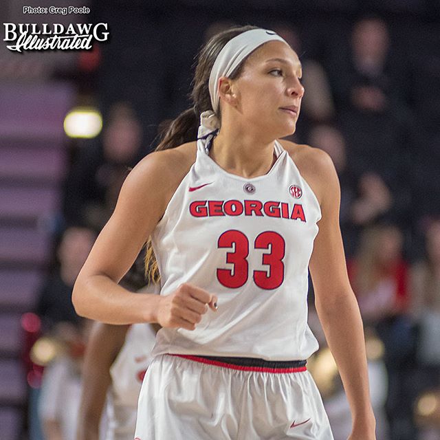 GPoole_BI's tweet photo. Mackenzie Engram – Georgia vs. Missouri – January 25, 2018
#UGABasketball #MackenzieEngram #Dawgs #UGA #UGAAthletics #godawgs #georgiabulldogs #committotheG @wearebulldawgs
https://t.co/yxgtSRUhrl
https://t.co/LR3UltFGRz 📷: @gpoole_bi https://t.co/3P9abNQ06v