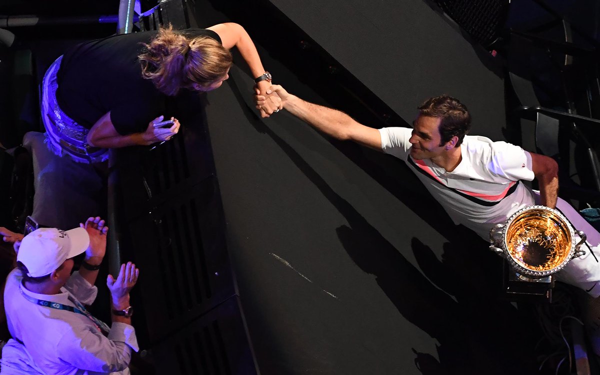 Roger on Mirka:

"Without her support, I wouldn't be playing tennis no more since many years. I'm happy that she's super supportive, and she's willing to take on a massive workload with the kiddies... This life wouldn't work if she said no."

#RelationshipGoals 🙌💕 #AusOpen
