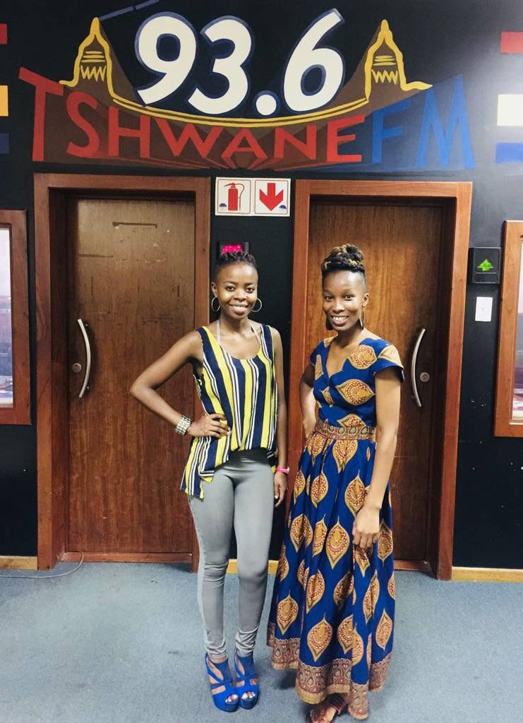 Calandray13's tweet photo. I didn't wanna leave this place🙈... that's just how much fun we had. Thank you for hosting us Lady Goddess 🙏🏽.
#TshwaneFM
#MsCally
#Work
#FirstRadioInterview 2018
📸 Botse Danny Moloko @Lax_Star ❤️🙂 https://t.co/YaLE6MYtLt