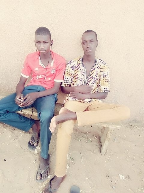 SamboSidi's tweet image. J'aime êtres  musicien, mais j'ai pas de l'argent pour etre ce que je veux dans la vie malheureusement pas les moyens.