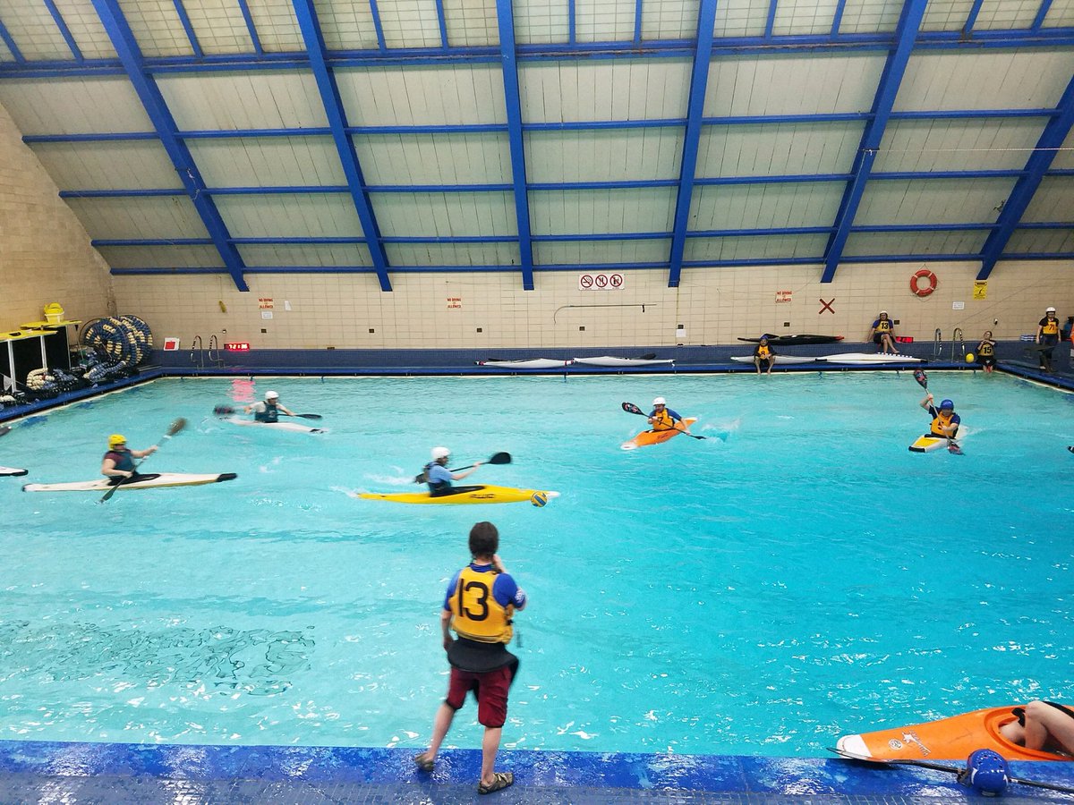 We led a great Intro Session yesterday! Members of several boathouses (BBPB/BKP, NBBC, LICCB, SCC) and the public came to learn to play kayak polo and work on their paddling and ball handling skills. Big thanks to our members who were there to help. #nykayakpolo #kplife