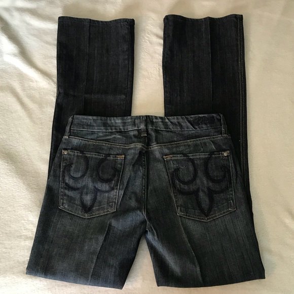 HauteOnAMission's tweet photo. So good I had to share! Check out all the items I'm loving on @Poshmarkapp : https://t.co/cINJl20Ye6 https://t.co/4zysFP9WlY