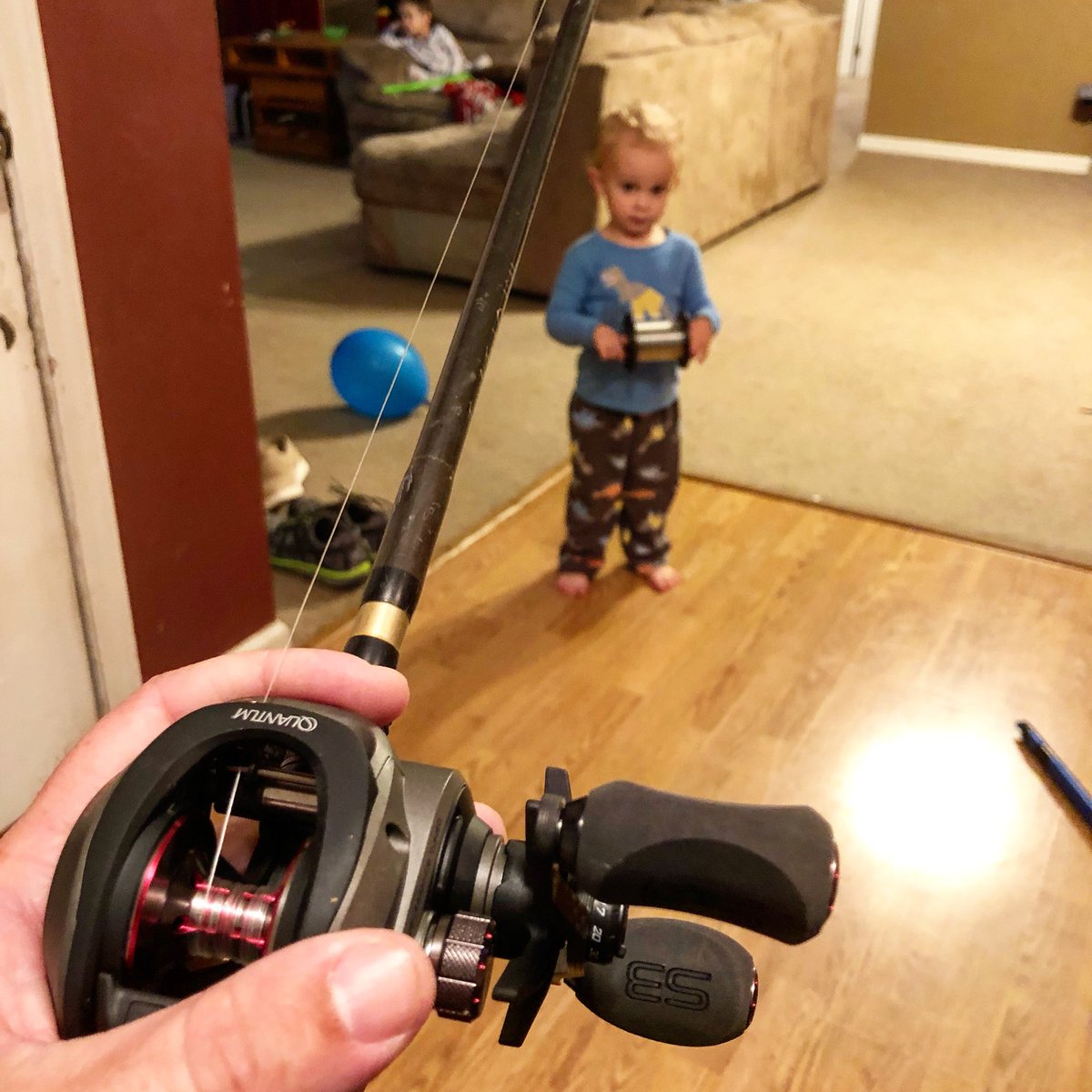 Sweetwatertv's tweet photo. Some call it child labor we call it teaching the next generation!😂👍 #babybassmaster #spoolingreels #fishing #fishingreel #quantumpt #TourS3 #holdmyspool 
@QuantumTackle https://t.co/pBiIyTS16Z
