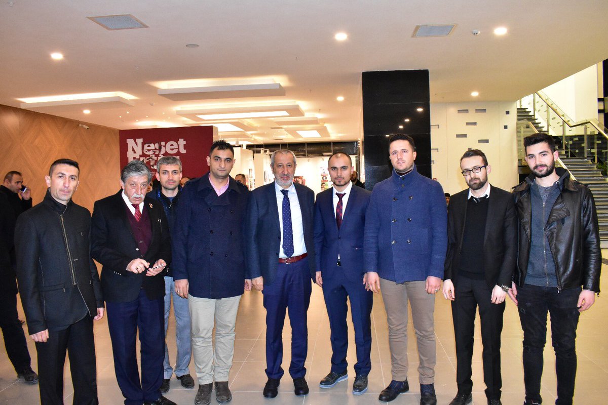 _arifsaylam's tweet photo. @1UZFED olarak  
Gençlik ve Spor Bakanımız Sayın @OA_Bak Kırşehir’de Görüşme imkanı bulduk Gerekli Taleplerimizi İlettik Kırşehir Milletvekilimiz Sayın @MikailArslan40 a desteklerinden Dolayı Teşekkür Ediyoruz. https://t.co/D6QT5gSz29