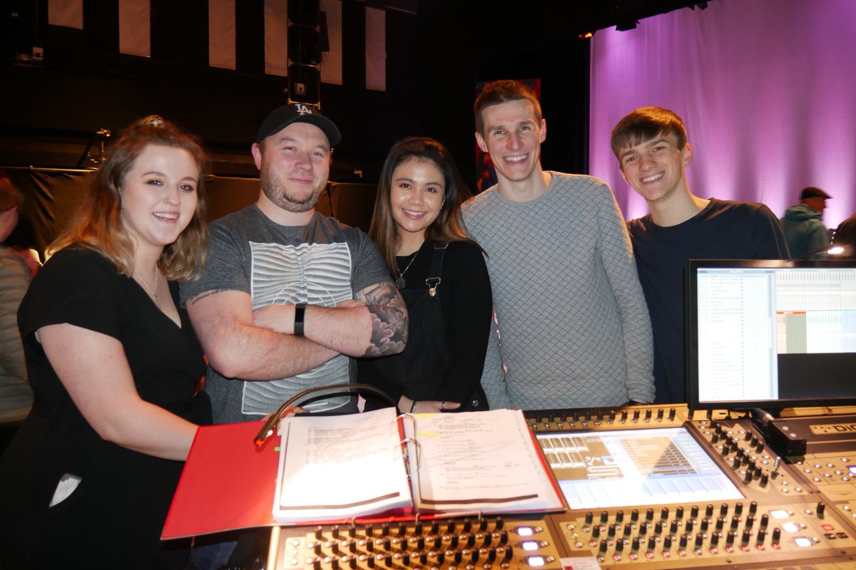 GSAProduction19's tweet photo. What a team! Here's students Ollie, Hayley & Elysia (Sound No. 1,2 & 3) with designer Josh (@RobinsAudio) and PSE Jonny (@jonnydickie) on #Hair and #TheFix. Thank you Josh and Jonny for your great support and guidance to our students. #GSASoundTeam https://t.co/PTJURSV4Ur