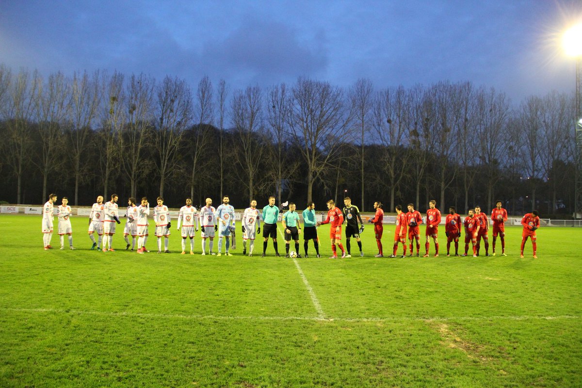 fcchartres's tweet photo. Retour en images sur la rencontre entre le FC #Chartres et @asvitre !

#AllezChartres #TeamChartres #FCCASV #Matchday #N2 https://t.co/lyndhG6FxG