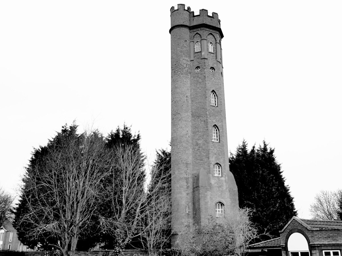 justLexphotos's tweet photo. #Perrott's Folly -suggested, not proven, influenced refs to towers in the writings of J. R. R. #Tolkien, who lived nr as a child. Also 1884-1979 was used 4 #weather recording station for #Birmingham &Midland Institute #enrichthelist @HistoricEngland @HE_WestMids @HistoryWM https://t.co/05kjm69s3Q