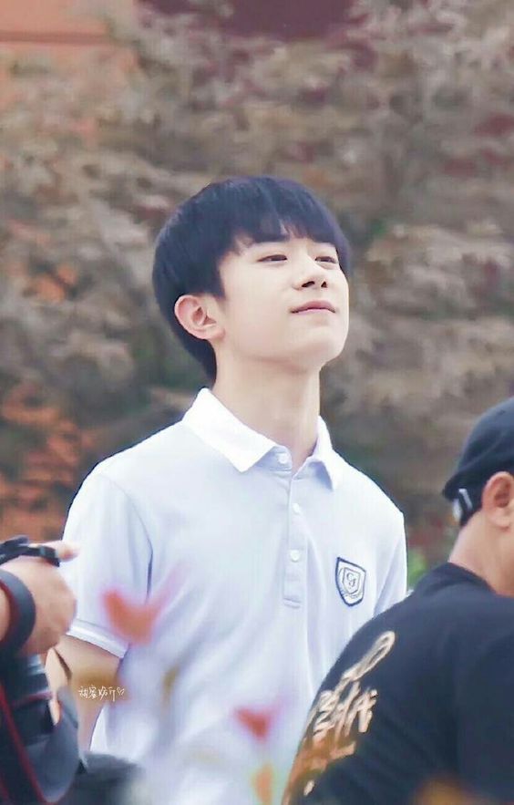 phamchaucamtu1's tweet photo. Jackson Yee  #JacksonYeeGrammys2018
Đôi khi cũng thật bướng bỉnh 😜 https://t.co/cZ2OuaeFb2