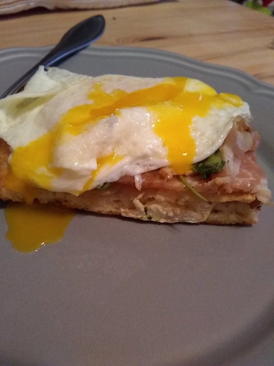 malia235's tweet photo. Leftover prosciutto flat bread? Pop an egg on it! Channeling my inner @ChefMiyahara https://t.co/2Ken03GCF7