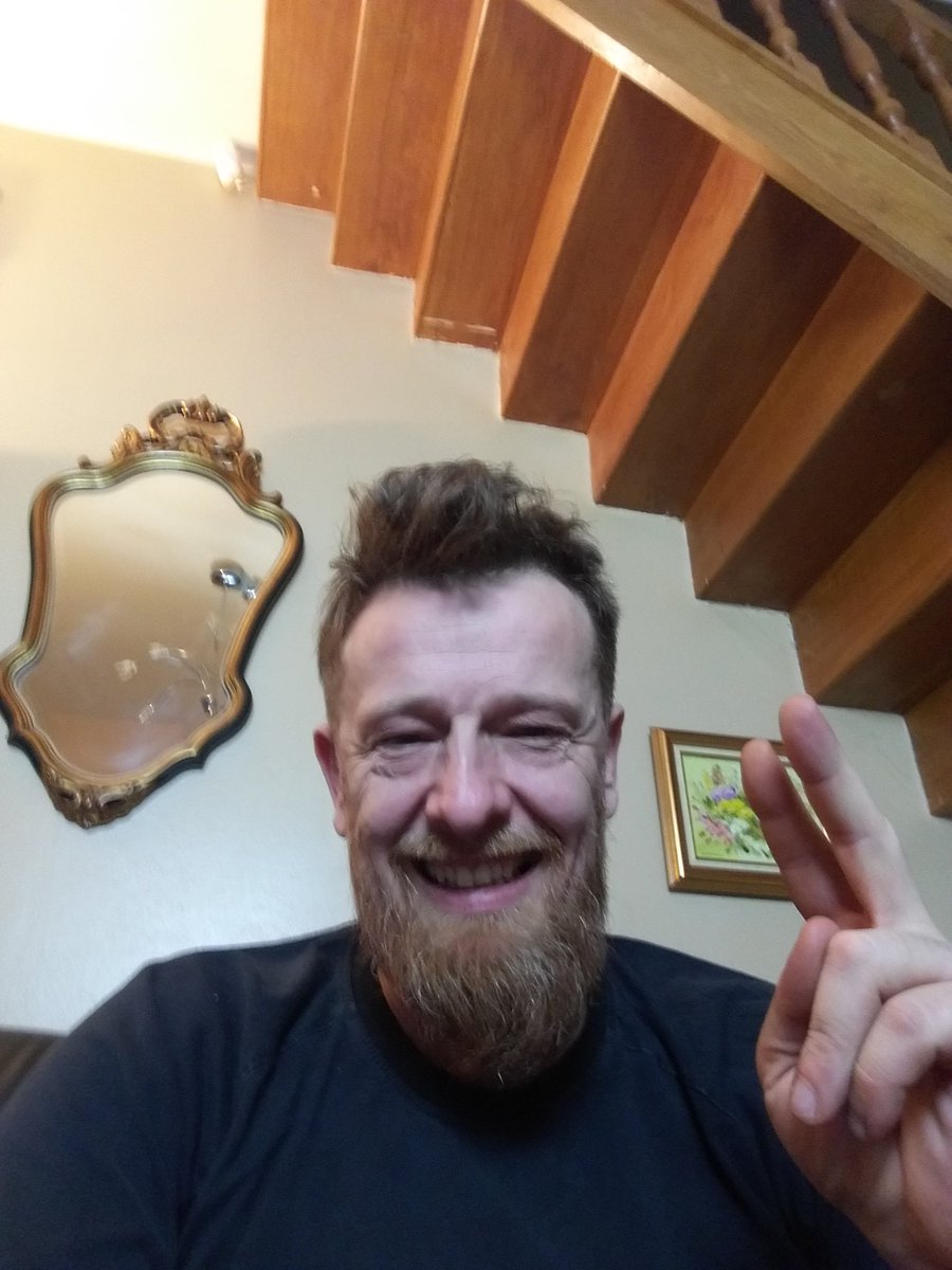 devilspoky's tweet photo. Merci a tout le monde pour mon live vous etes geniaux.. merci a @Pingoofficiel  et la team merci du fond du coeur ..je vous aimes https://t.co/DkpKrOpSZD