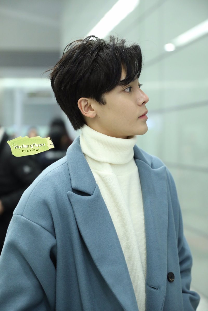 houminghaou's tweet photo. 180126 #侯明昊 Shanghai✈GuangZhou

cr rhythmofheart #houminghao #NeoHooo 🐵 https://t.co/tfdiSKs6R1