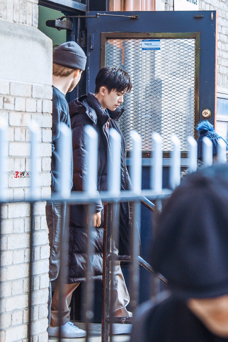 Erine_Ji's tweet photo. He looks amazing today #JacksonYee https://t.co/4Bq9iqATFH