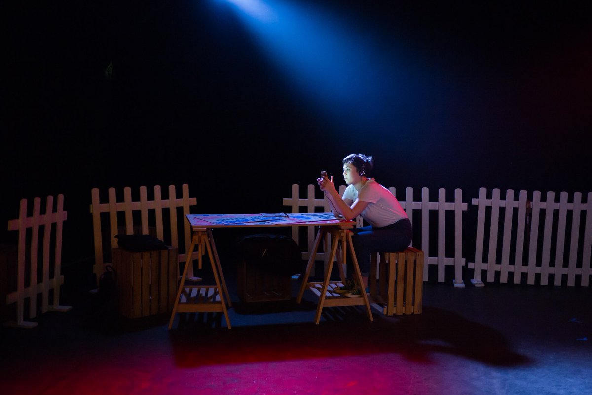 oldsoletheatre's tweet photo. It’s the FINAL SHOW! Don’t be bored and sit around like Kelsey - grab the few remaining tickets and come along to #greatagainmusical @VAULTFestival at 18:00! https://t.co/BLzyTEjLxO https://t.co/NfWNxFZKzh