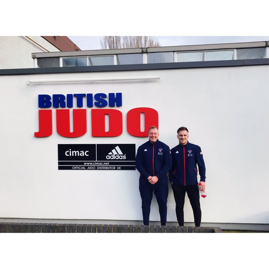 First GB Squad training of the year done 🇬🇧 Good to catch up and have a few scraps with this 125kg lump 💪🏼