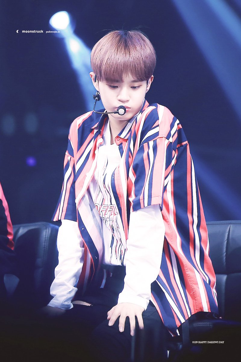 PARKWOOJINkr's tweet photo. 참새형이랑 서로에게 힘이 되는 더 오랜 사이가 되길❤ 
대휘야 생일 축하해
#HAPPY_DAEHWI_DAY
#대휘야_태어나줘서_고마워 https://t.co/uRjdStaElO
