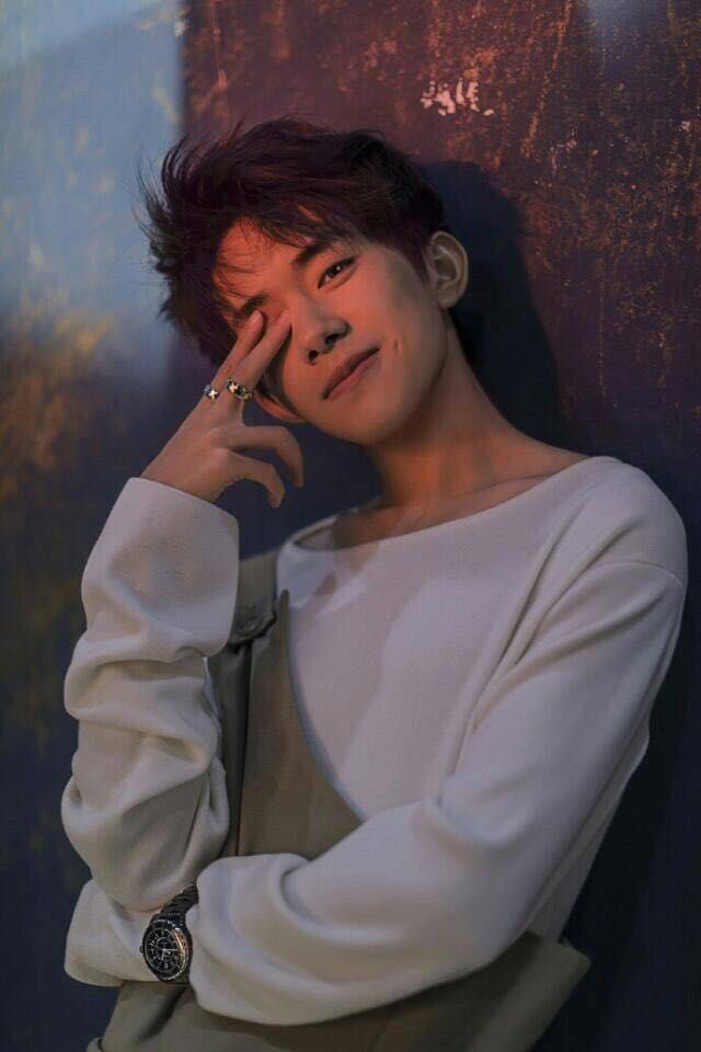 gracelimomo's tweet photo. #JacksonYeeGrammys2018 Jackson Yee, your smile is so bright . https://t.co/vq2eH9M7cM