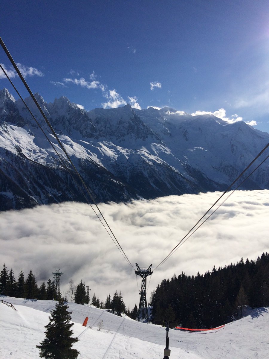 Patricia_Snel's tweet photo. Zermatt werd Chamonix. Wat een heerlijke week. Morgen weer aan de #Expatexit https://t.co/l3cveYTgv8