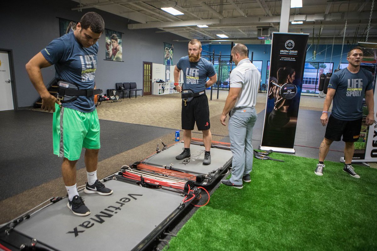 SMARTERTeam's tweet photo. Tightening the belts on the @VertiMax and going over landing expectations. Teach deceleration techniques too. #LightLoad #HighSpeed https://t.co/YsZNAF4occ