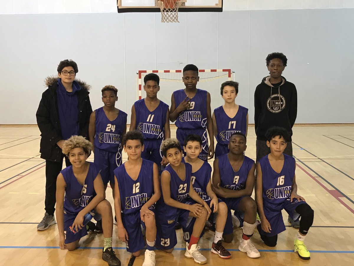 UnionEliteBBall's tweet photo. Victoire des U13M @UnionEliteBBall vs Chatou Croissy Fier de nos jeunes! #FiertéUnionElite
#JeunesUnionElite #UEFormation
#Basket #GoUE #GAGNONSENSEMBLE
#StayWithThePlay #basketballneverstops https://t.co/HAtLZCahre