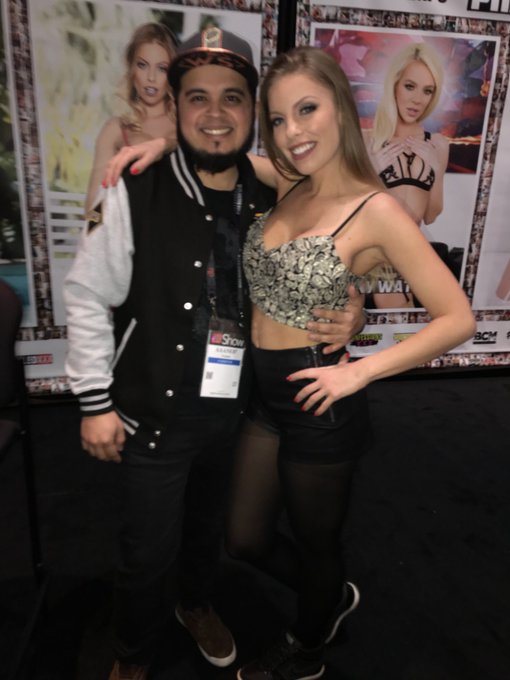 With this gorgeous Hottie @Britney_Amber @AEexpo #AVN https://t.co/vX3b65oLUN<a class="tags" href="/tag/britney_amber">@britney_amber</a><a class="tags" href="/tag/aeexpo">@aeexpo</a><a href="/tag/avn"class="tags"><span>#avn</span></a>