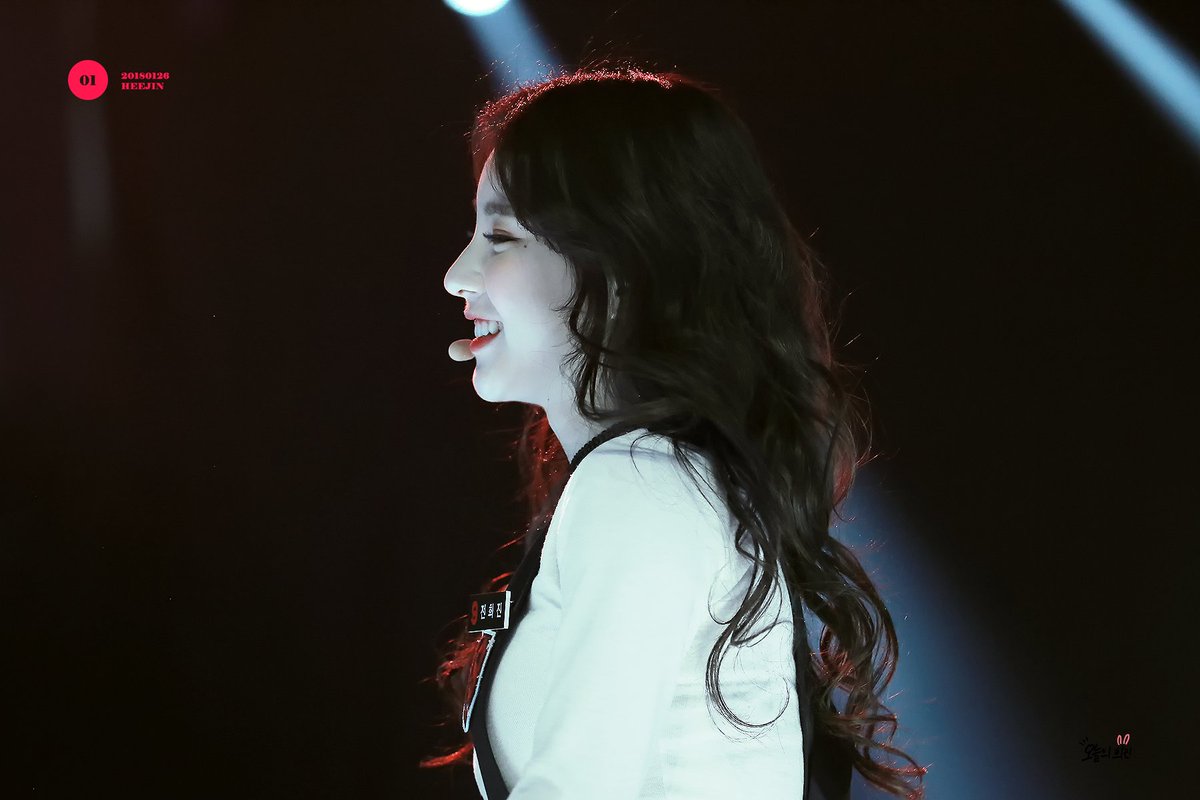 오늘의 희진 tweet media