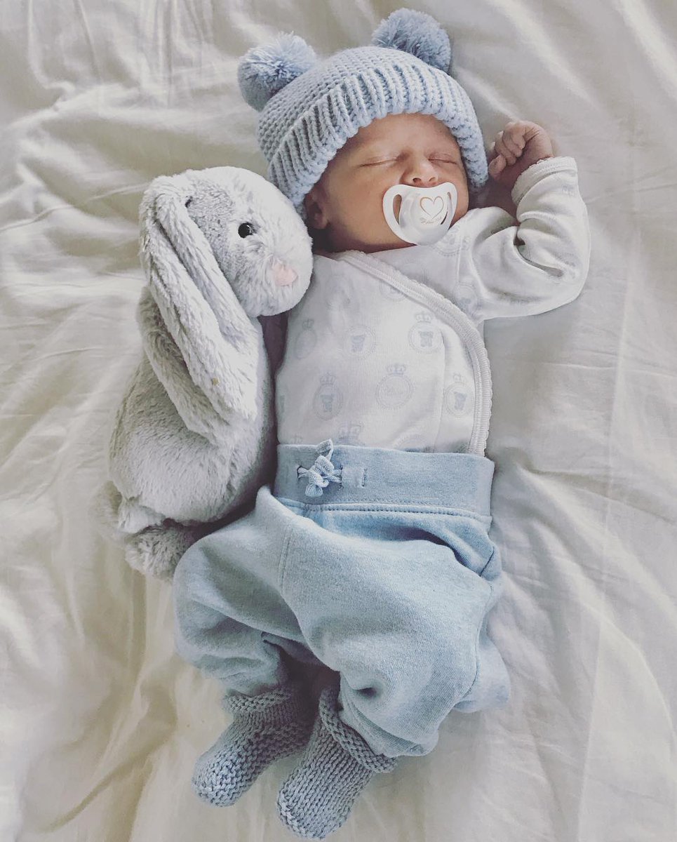 Irish boy band Westlife from left to right; Kian Egan, Nicky Byrne, Mark  Feehily, Shane Filan and Bryan McFadden at the Virgin megastore in  Manchester, where they were signing copies of their, image size:965x1200