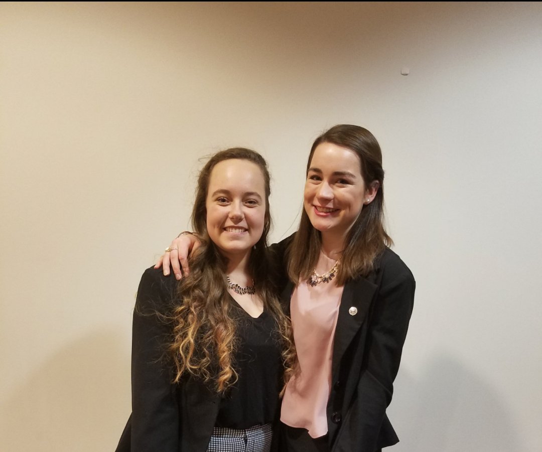 drpepperdream's tweet image. I am proud to be a Buckeye because Ohio State has introduced me to my life-long friends, allowed me to join an amazing student org, hosted countless impactful events, and helped me develop professionally by getting an internship! #RefreshMyRoom @rhac  @CocaCola