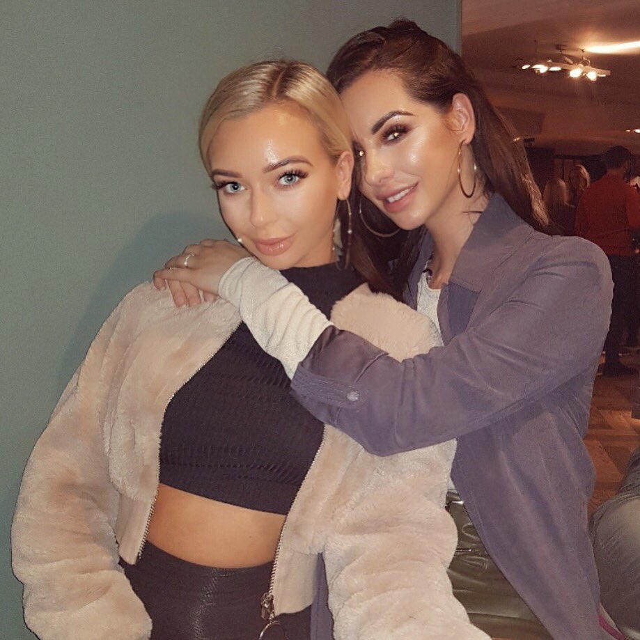 @Fern_Makeup She makes me happy 💗