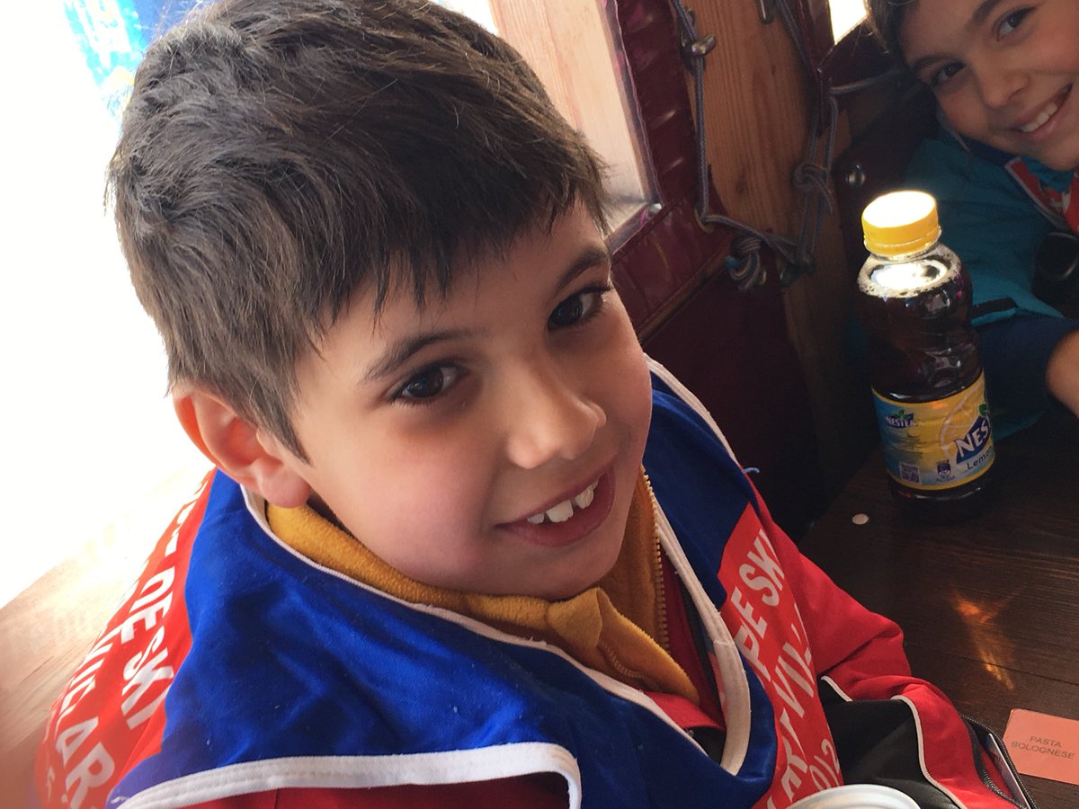 gwasgrade3's tweet photo. Check out ski day photos and weekly update at g3a and g3b weebly page. @gwaswissg3a @gwasgrade3 https://t.co/Y5S4RX61N2