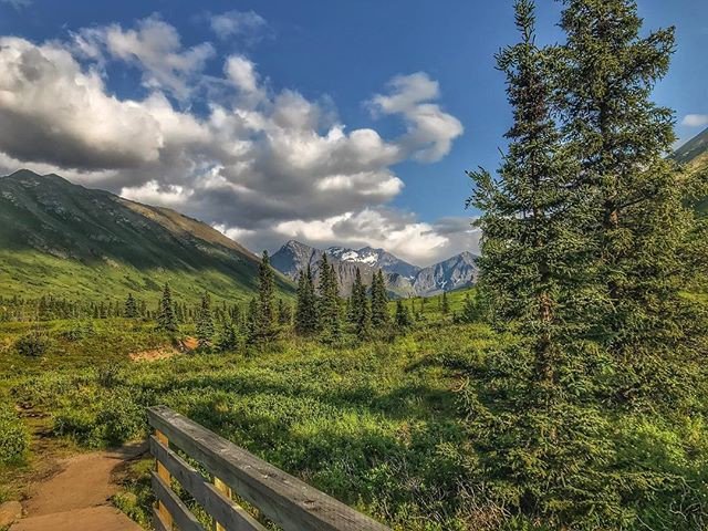 EmotionWoody's tweet photo. Reposting @gz_nature.explorer:
“Today is your day! Your mountain is waiting. So… get on your way.” - Dr. Seuss
.
.
.
.
.
.
#nature https://t.co/KIEEJsOmui