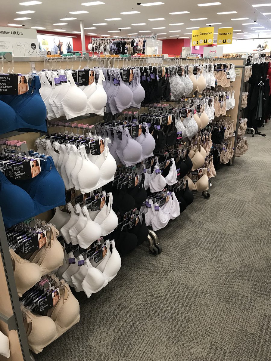 JosephTarget5's tweet image. Superzone party in Intimates at 1303! #thebridge @target_allen @Howard_JoshT