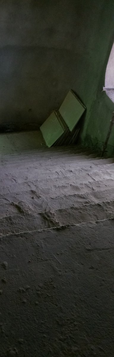 malluiniit's tweet photo. #saveiitindore 
Billions of rupees are given since 2009 but this is present condition of iit indore POD buildings. Note that students use these stairs often as lifts are not there!!! https://t.co/OgTMNOr9ZT