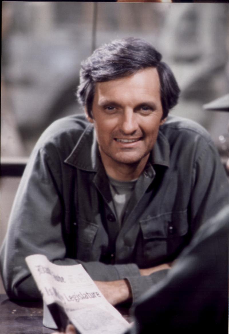 Happy Birthday to Alan Alda who turns 82 today! 