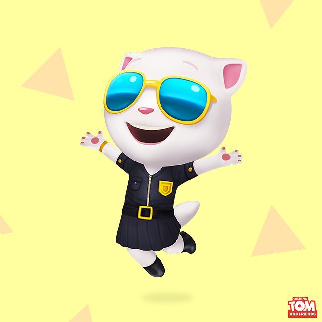 mytalkingange17's tweet photo. Which of my outfits in #TomGoldRun is your fave? Officer Angela is pretty awesome, right?! https://t.co/TYySzM3dcp