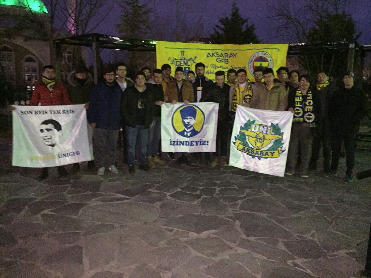 aksaraygfb's tweet photo. 2010-2011 sezonu ikincisi trabzonspor ile oynadığımız karşılaşmada, maç izleme organizasyonumuza katılım gösteren üyelerimize teşekkür ederiz. https://t.co/Iy7vRbuJQN