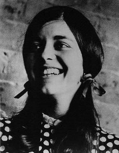 77MASH's tweet photo. #OnThisDay, 2016, they died #PaulKantner & #SigneTolyAnderson... - #JeffersonAirplane... https://t.co/d80kQEjYEY