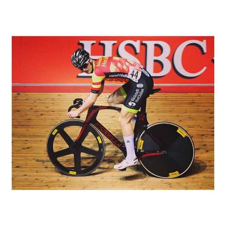charley_cyclist's tweet photo. Nationals didn’t go too badly all things considered, couldn’t have done it without the support from @Team_BHC @Saddleback_Ltd and @estrellabikes though. Here’s a sweet photo courtesy of @AussieLarry #TrackChamps https://t.co/ZzC2lKgud6
