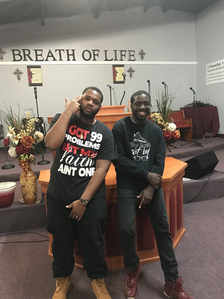 ChristMusikENT's tweet photo. God moved in a major way last night! 🎖| #30PiecesofSilverTour #CHH #ChristMusik https://t.co/DQi8nZoPsb