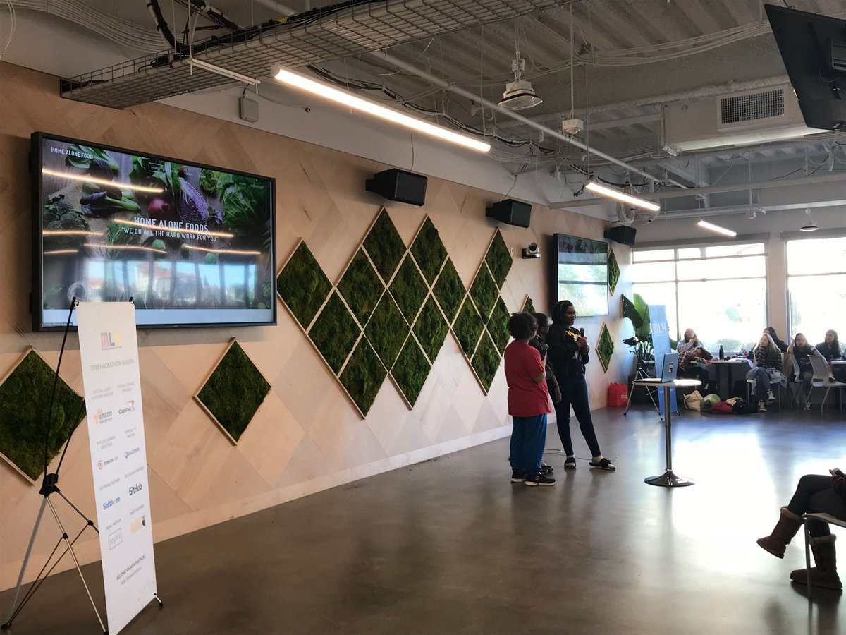 MLHacks's tweet photo. Home Alone Foods helps generate recipes based on the food you already have at home! @Go_PixelHacks #pixelhacks2 https://t.co/WOJrmFmDUC
