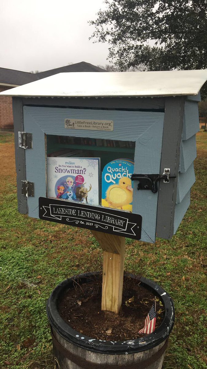 LibraryLakeside tweet picture