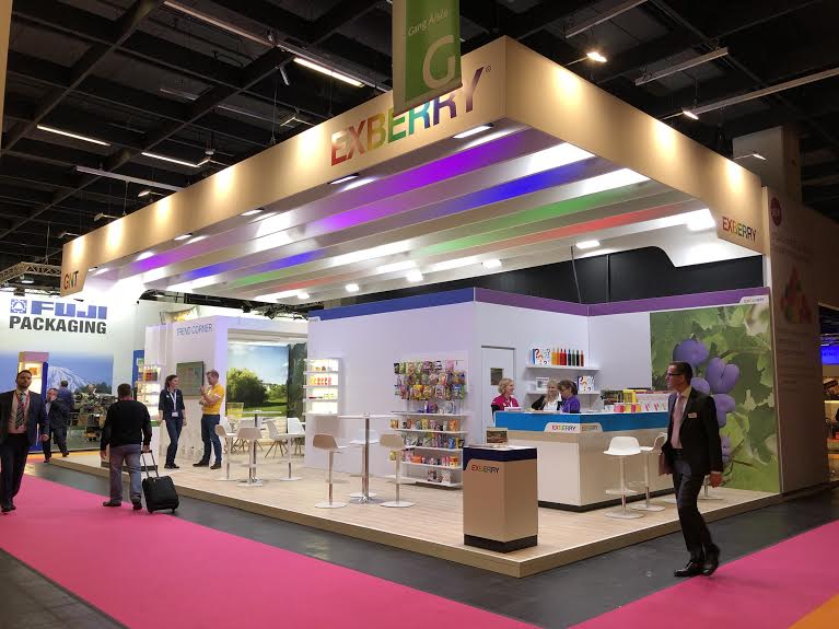 Tecnifood's tweet photo. En su stand de #ProSweets2018 @Koelnmesse, @TheGNTGroup cuenta con una sala de experiencias especiales, que permite a los visitantes conocer todo sobre el concepto de Coloring Foods con #Exberry @Tecnifood @DulcesNoticias https://t.co/UVpbt59KGz