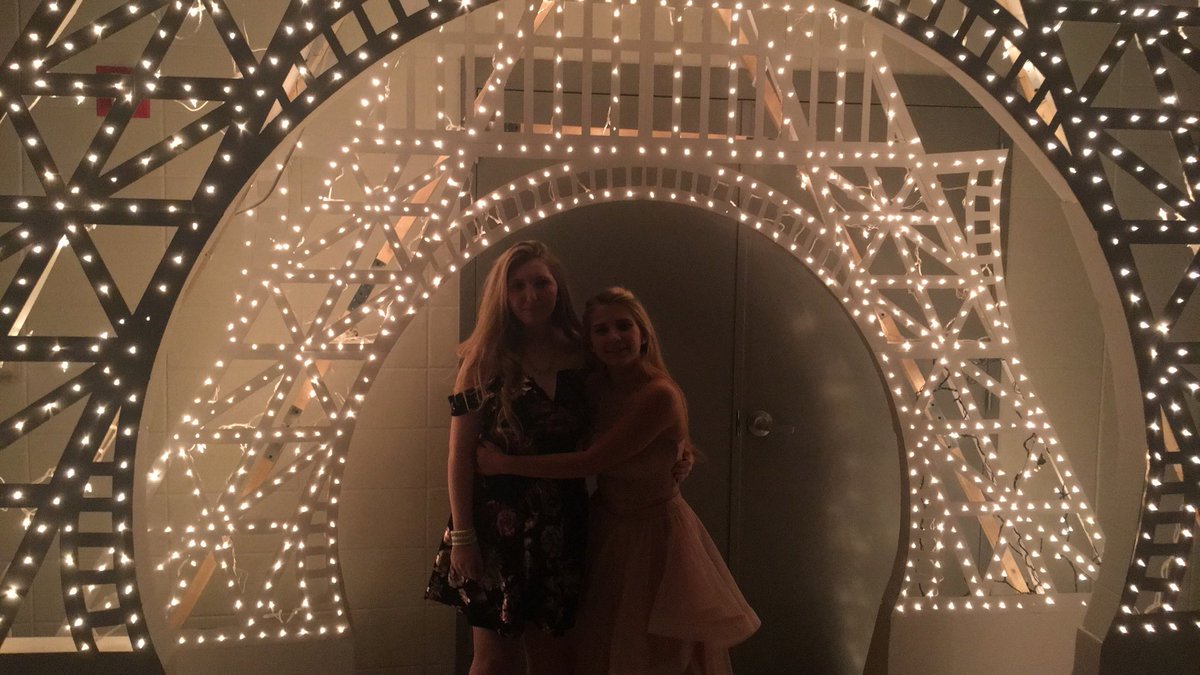 HardestyKloey's tweet photo. Homecoming was amazing in my hometown I forgot how amazing some of these people can be (sorry if I didn’t get a picture with you) https://t.co/phlE8D8IJI