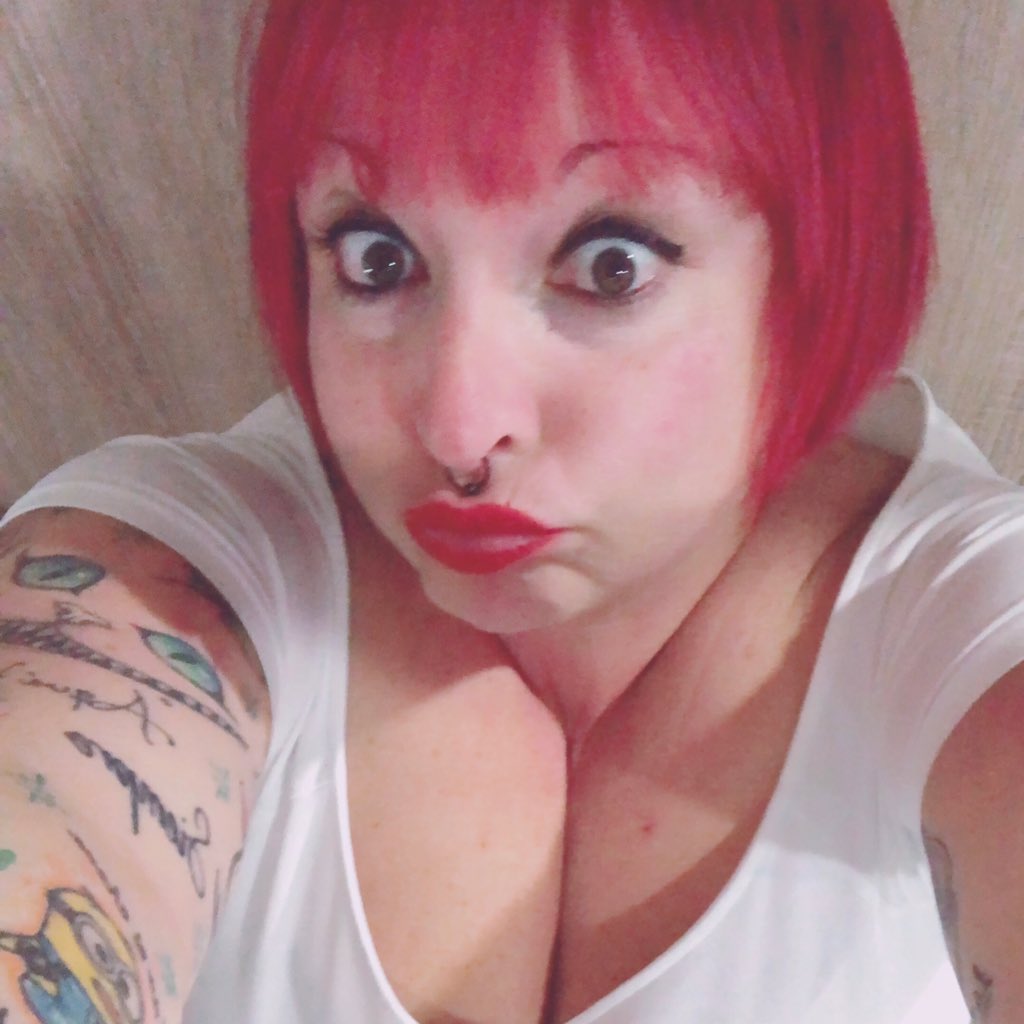 SabrinaTubrina's tweet photo. #NuevaFotoDePerfil https://t.co/R7W2vn2gWS