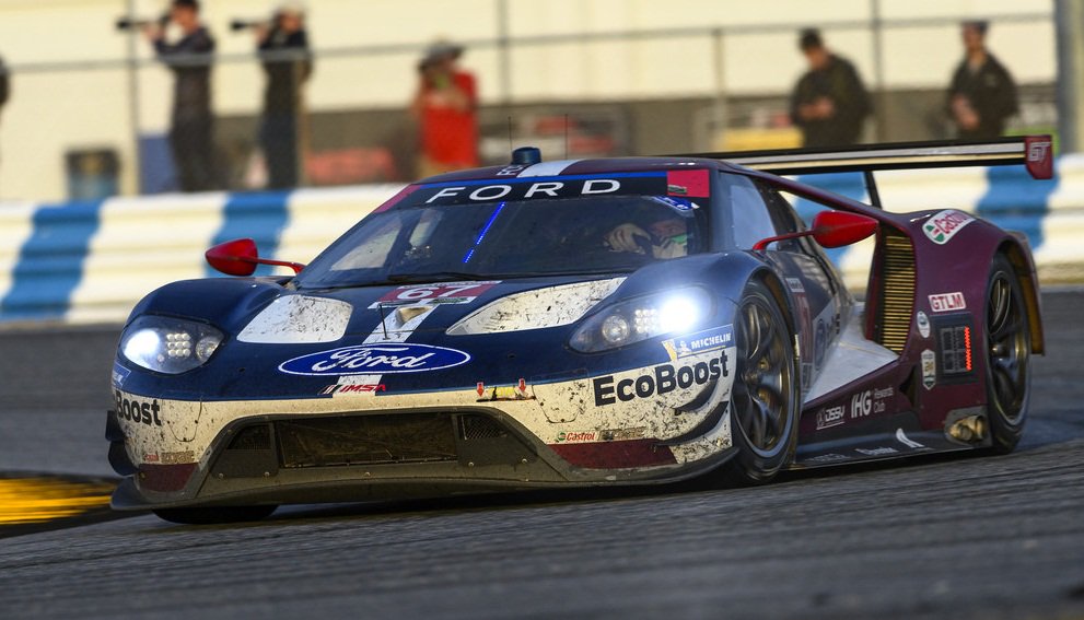 GTLeMans's tweet photo. BREAKING: @FordPerformance @CGRTeams scores at 1-2 GTLM victory at #Rolex24. The winning #67 Ford GT driven by @Ryan_Briscoe @RWestbrook1 @scottdixon9 #FordIMSA https://t.co/zt3CR7A9UJ